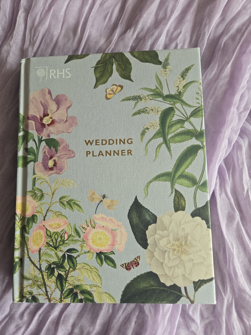 Floral Wedding Planner — Pastel Blue with Pink & Cream Accents